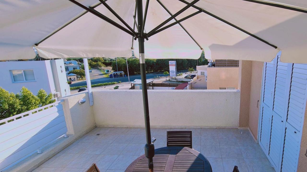 Stay Sunshine Apartment Paralimni Exterior photo