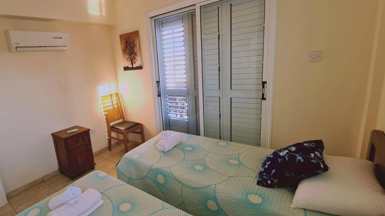 Stay Sunshine Apartment Paralimni Exterior photo