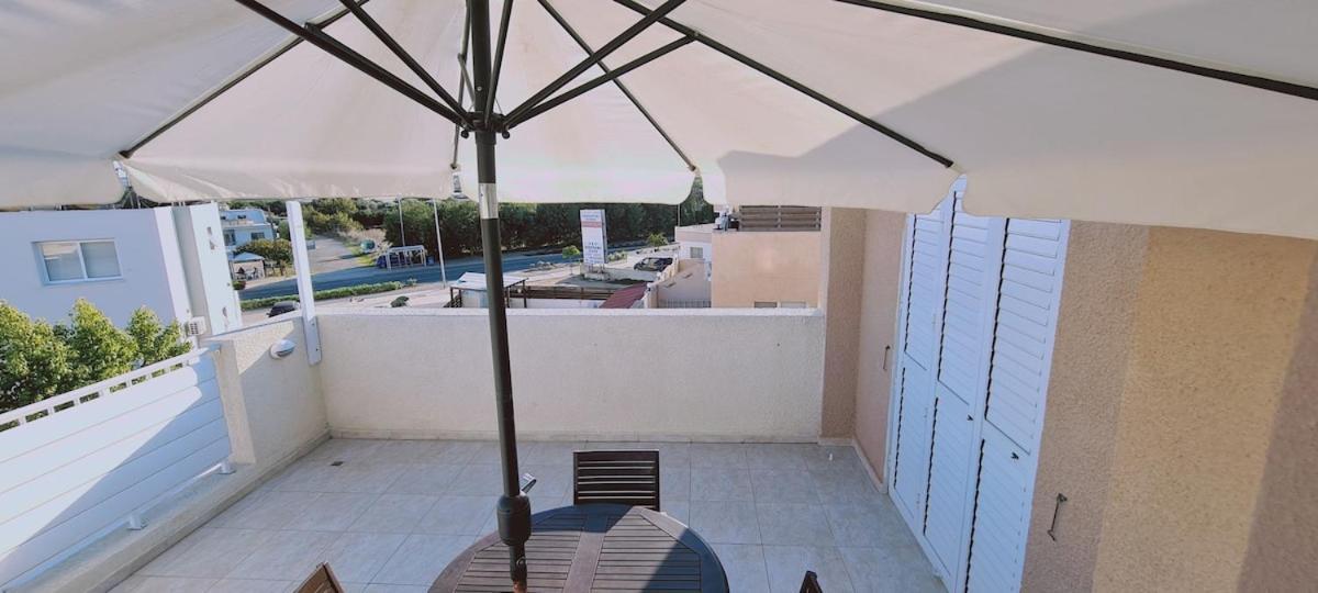 Stay Sunshine Apartment Paralimni Exterior photo